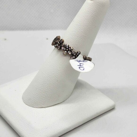 Brand NEW   Sterling Silver 925 All Around Daisies Ring - Picture 2 of 4